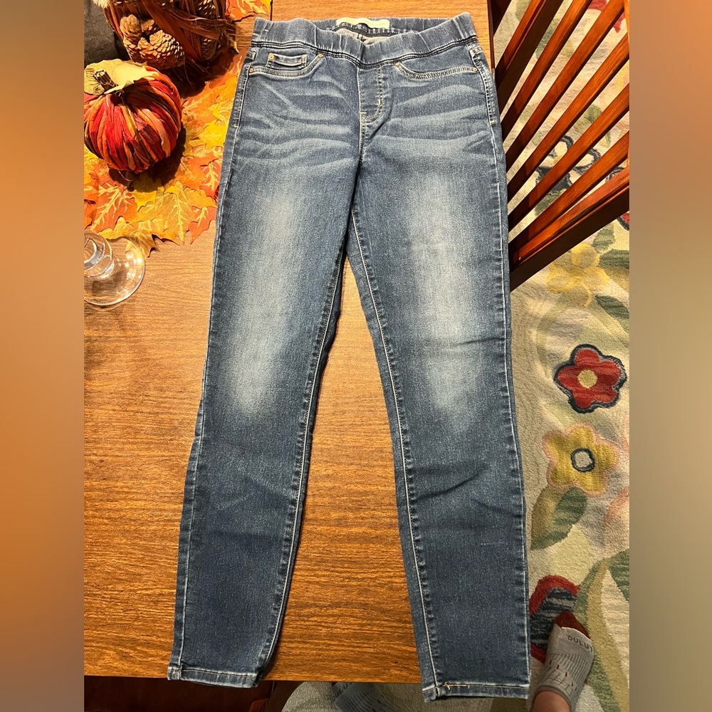 Levi Strauss Signature Gold Pull-On Skinny Totally Shaping Jeans - Size 6M 28x30